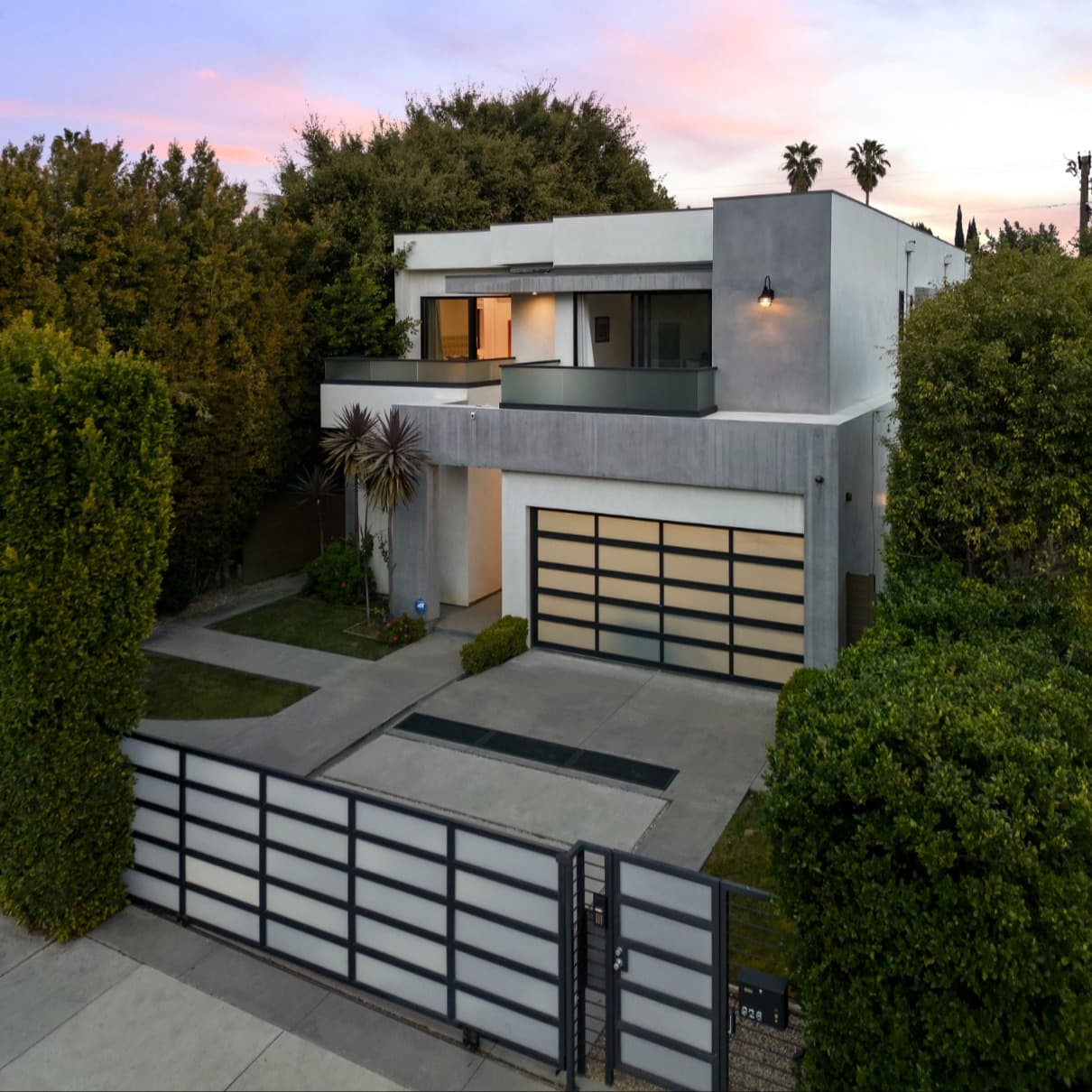 Crescent Heights - Image 1