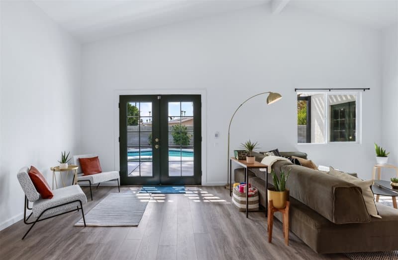 Desert Green Serenity - Image 4