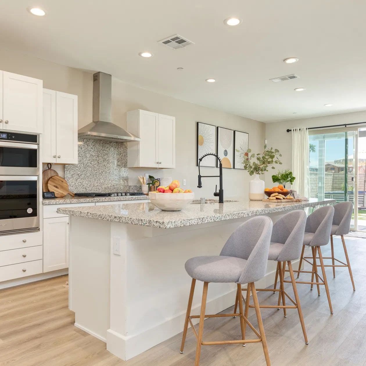 Desert Eden - Image 5