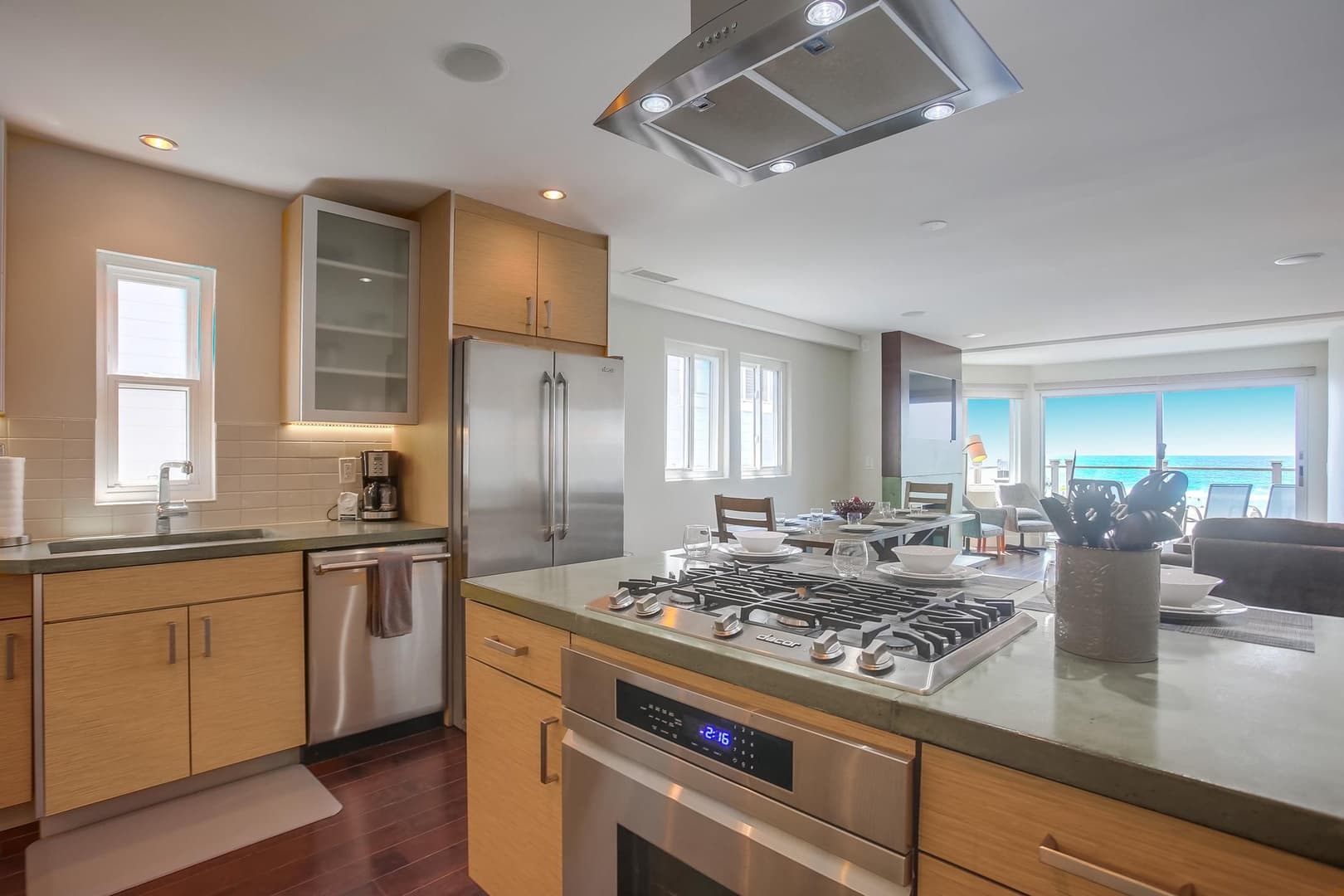 Ocean Watch Home - Image 8