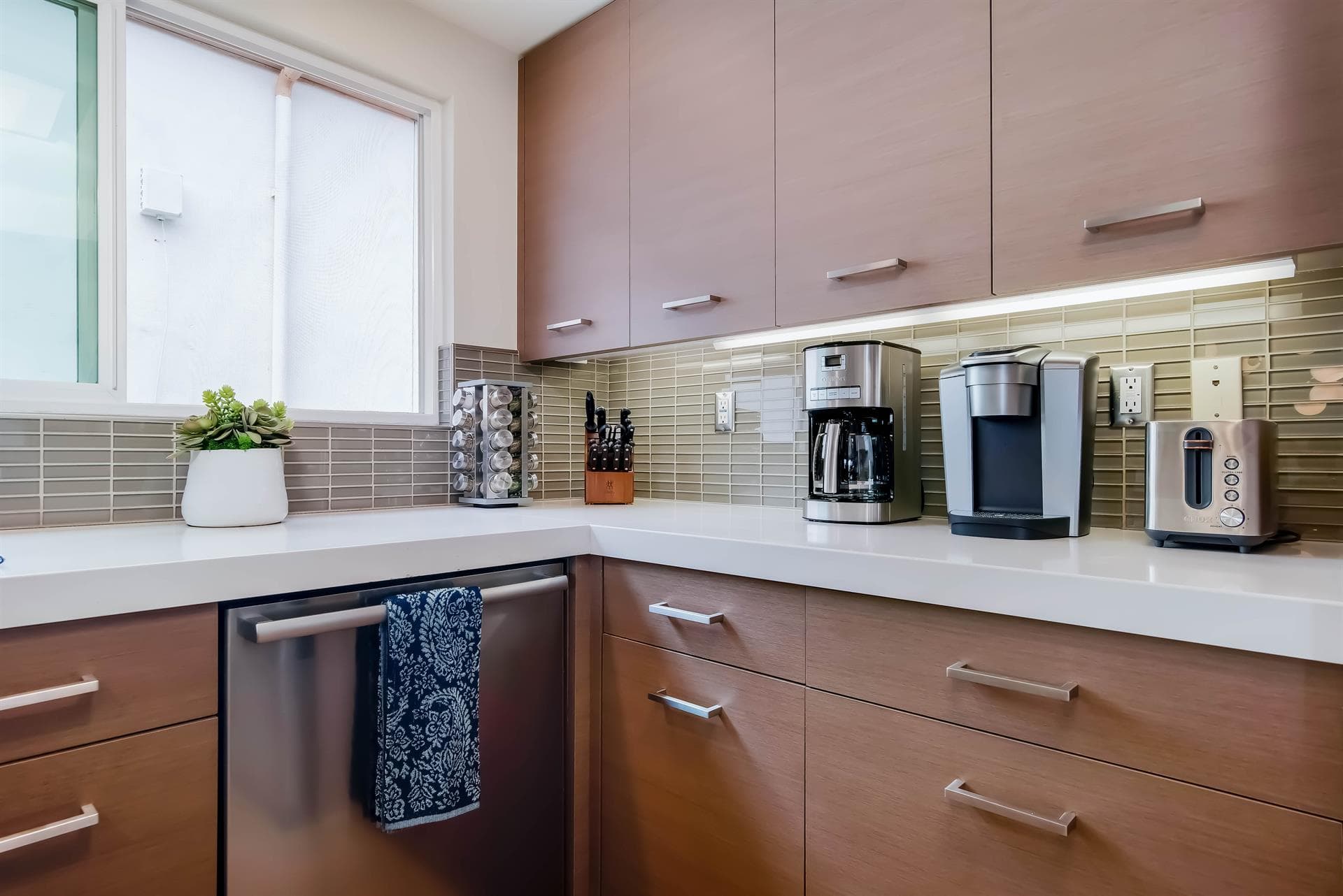 Marine Drift - Image 15