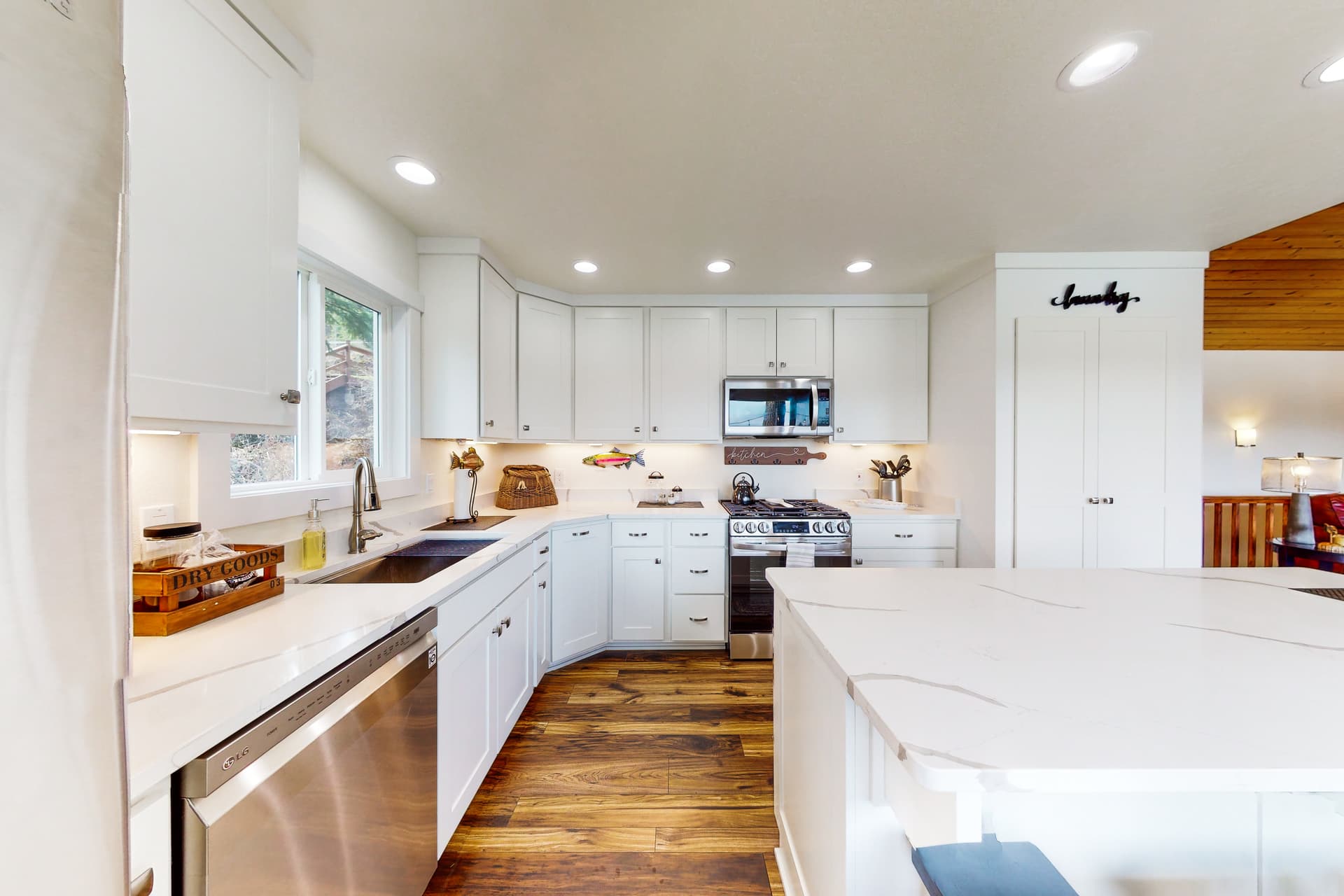 River House - Image 14