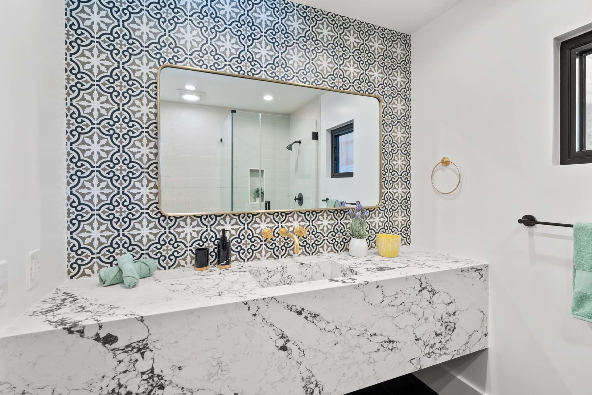 Lake Street - Image 33