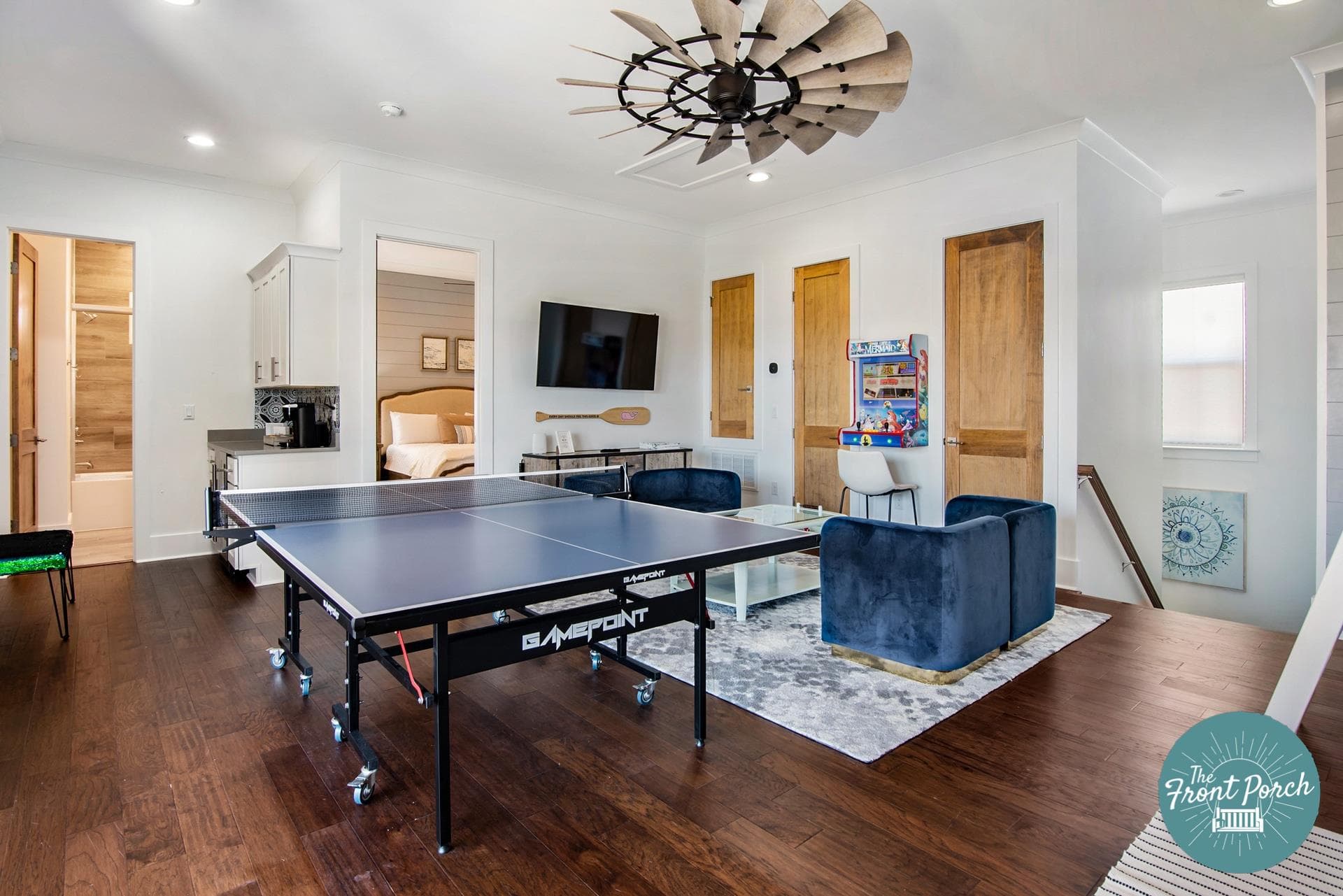 Front Porch Manor - Image 2