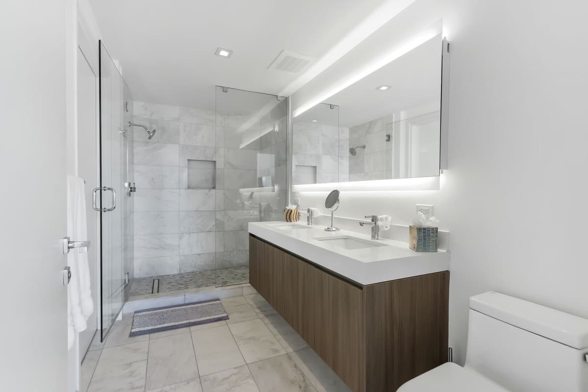 Coastal Home - Image 4