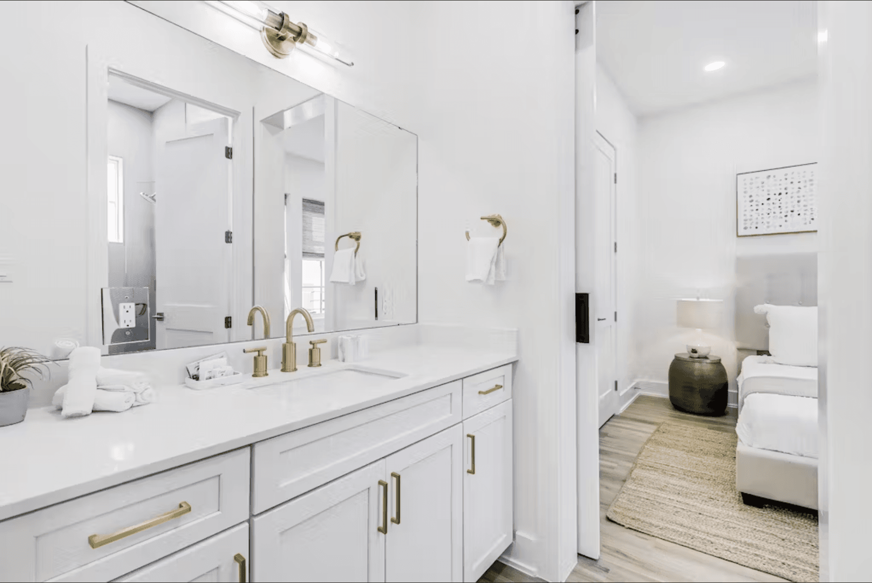 Sunsets and Smiles House - Image 22