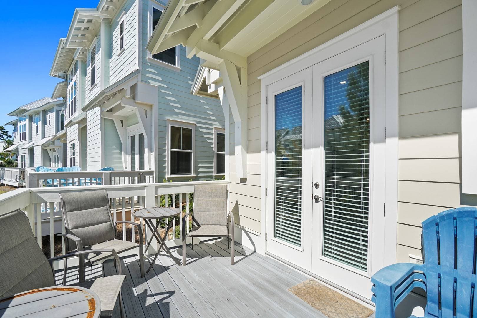 Hub Hideaway - Image 6