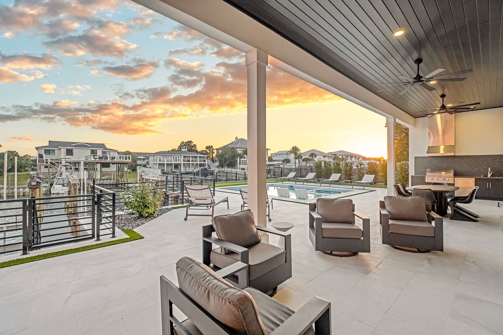 Isle Be Back - Image 56