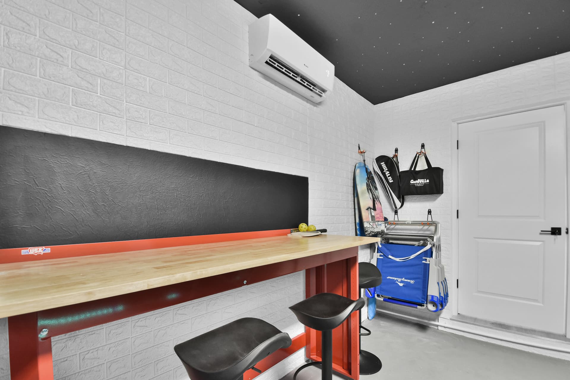 Bluebird House - Image 36