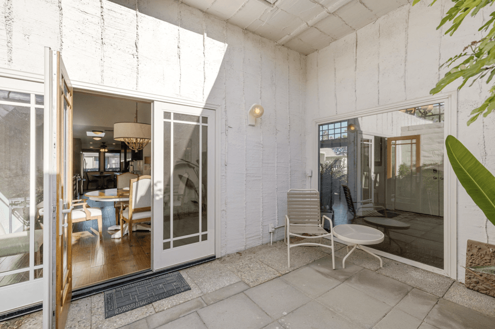 Wells in La Rocca - Image 72