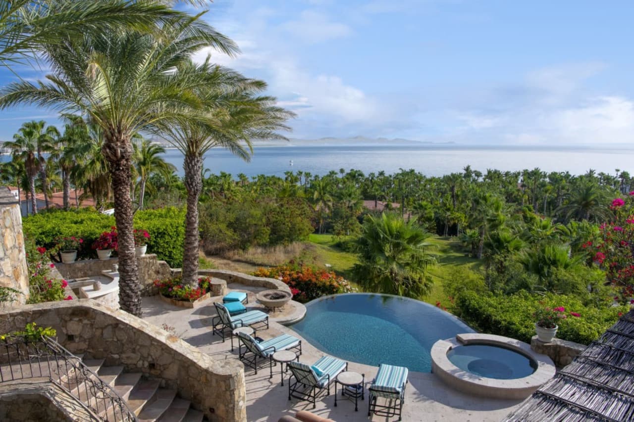 Stunning Palmilla Villa - Image 8