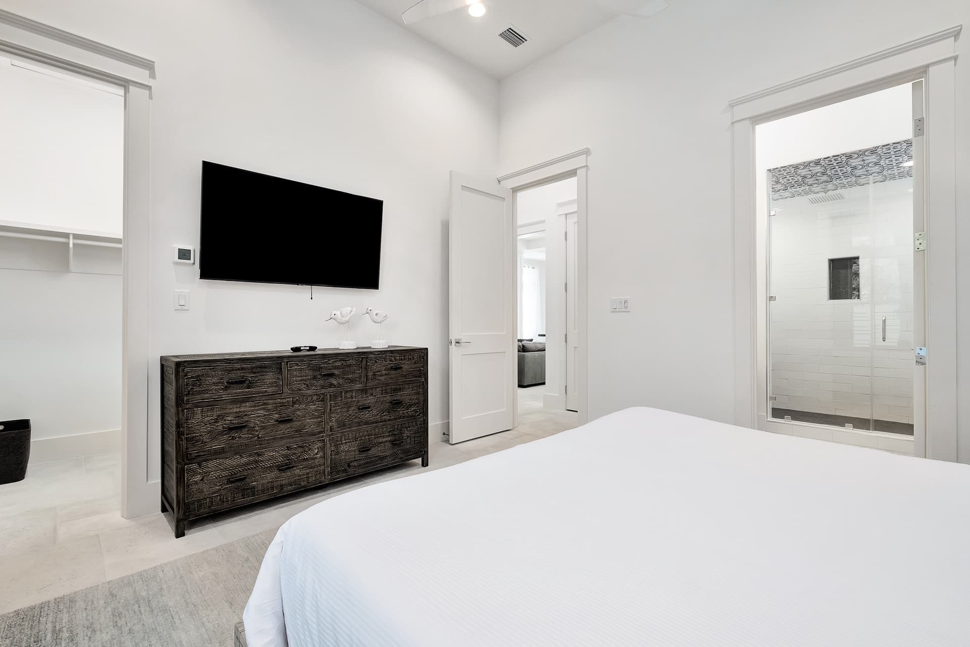 Emerald Palms - Image 20