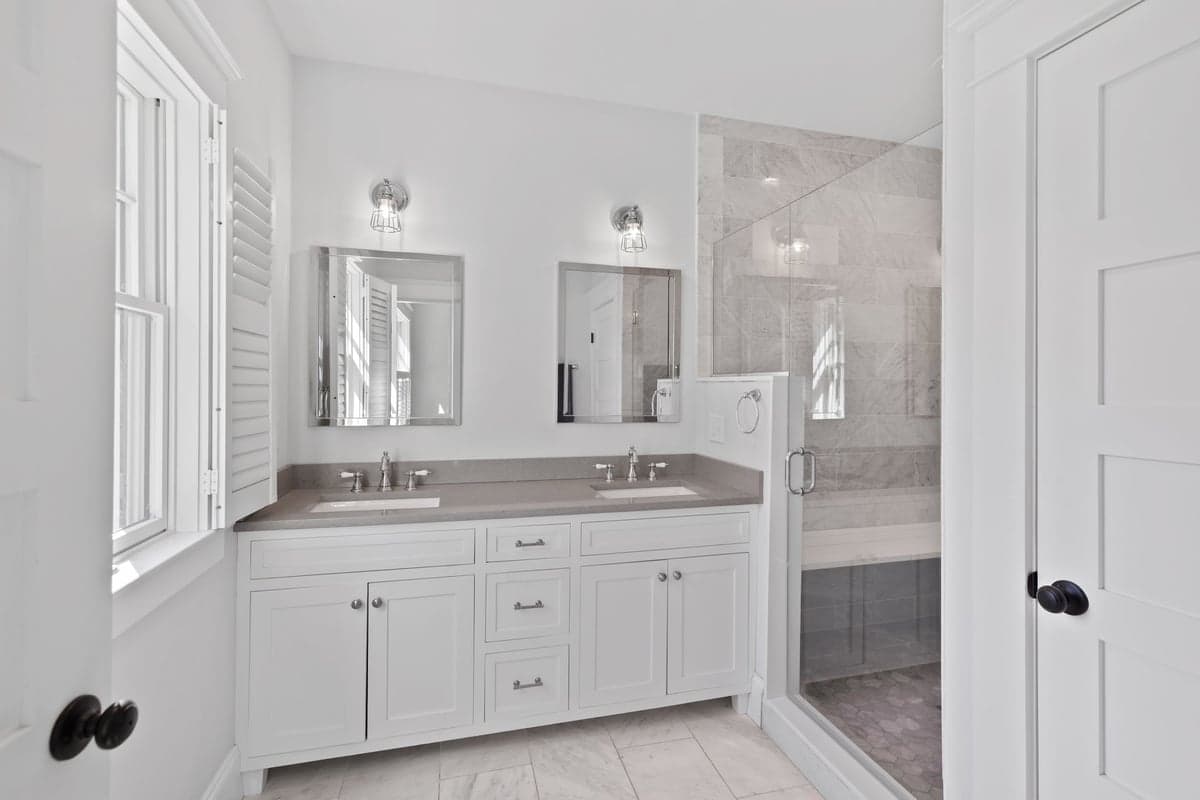 Cape House - Image 20