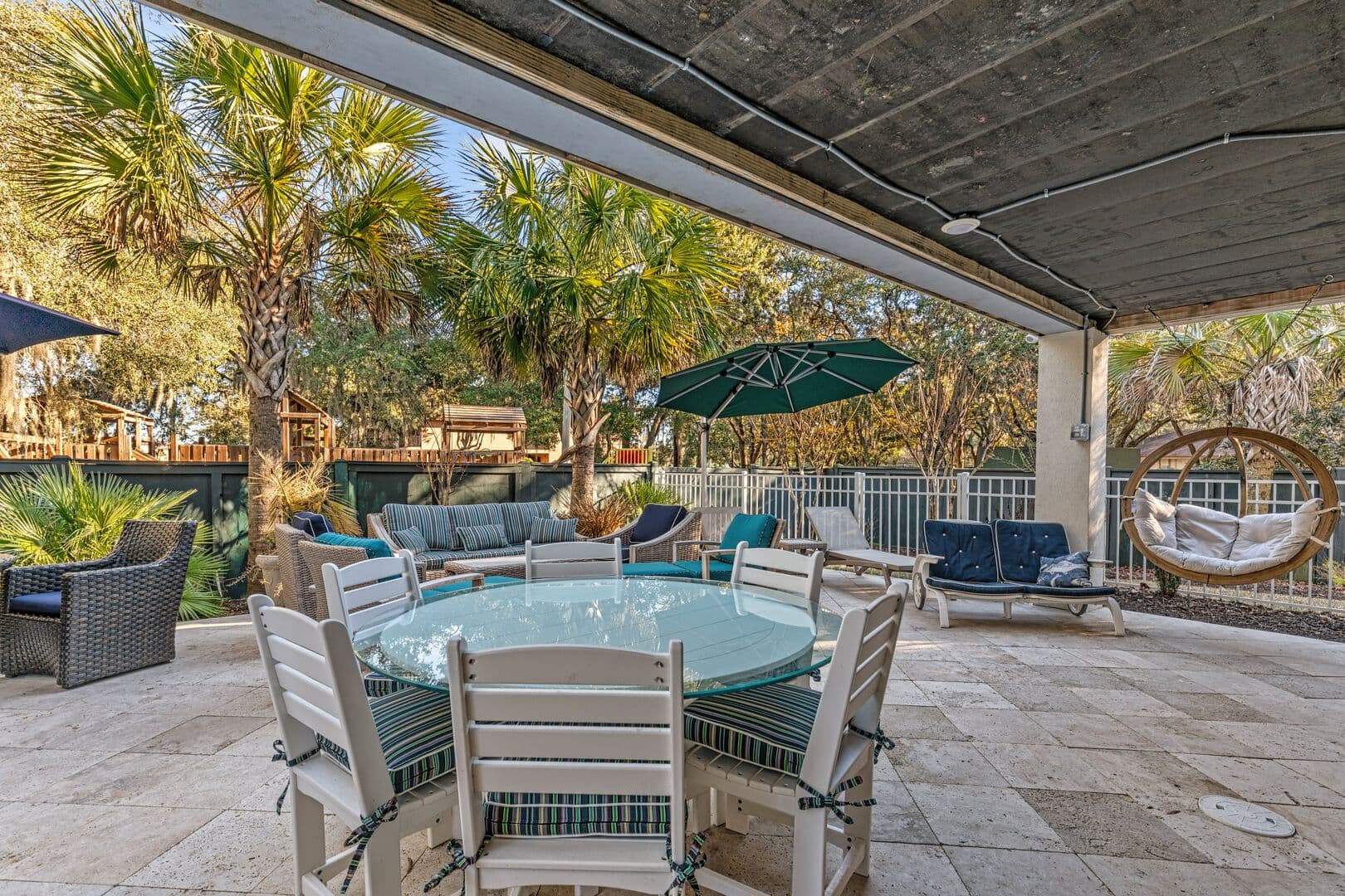 Heaven by the Beach - Image 2