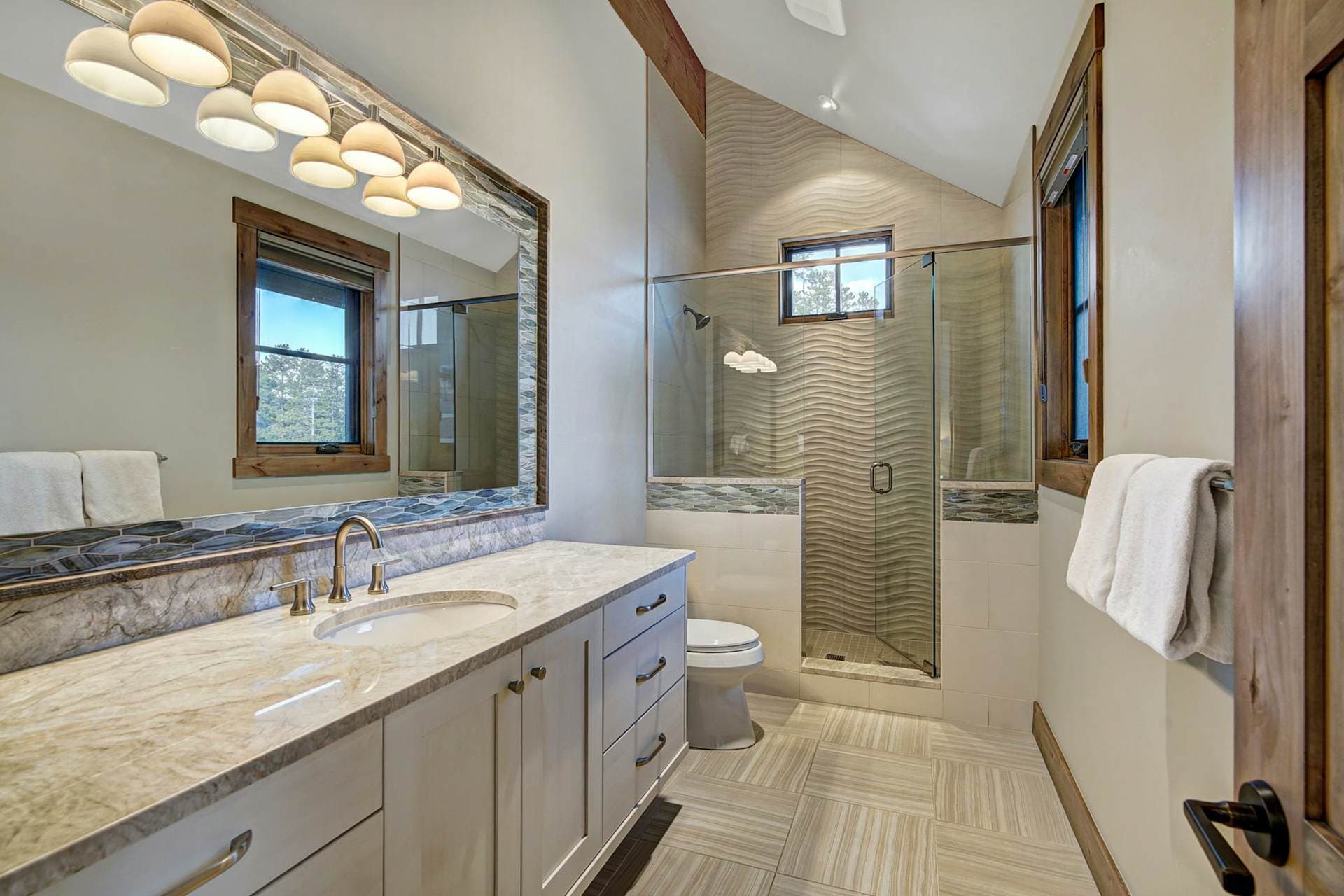 Skiers Palace - Image 22