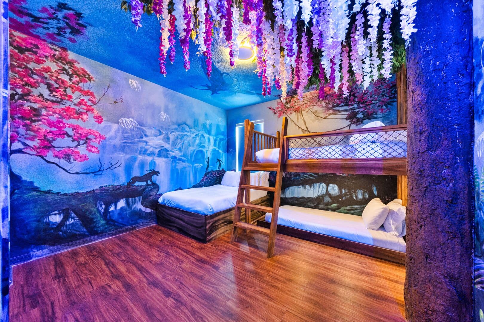 Grand View - Image 60