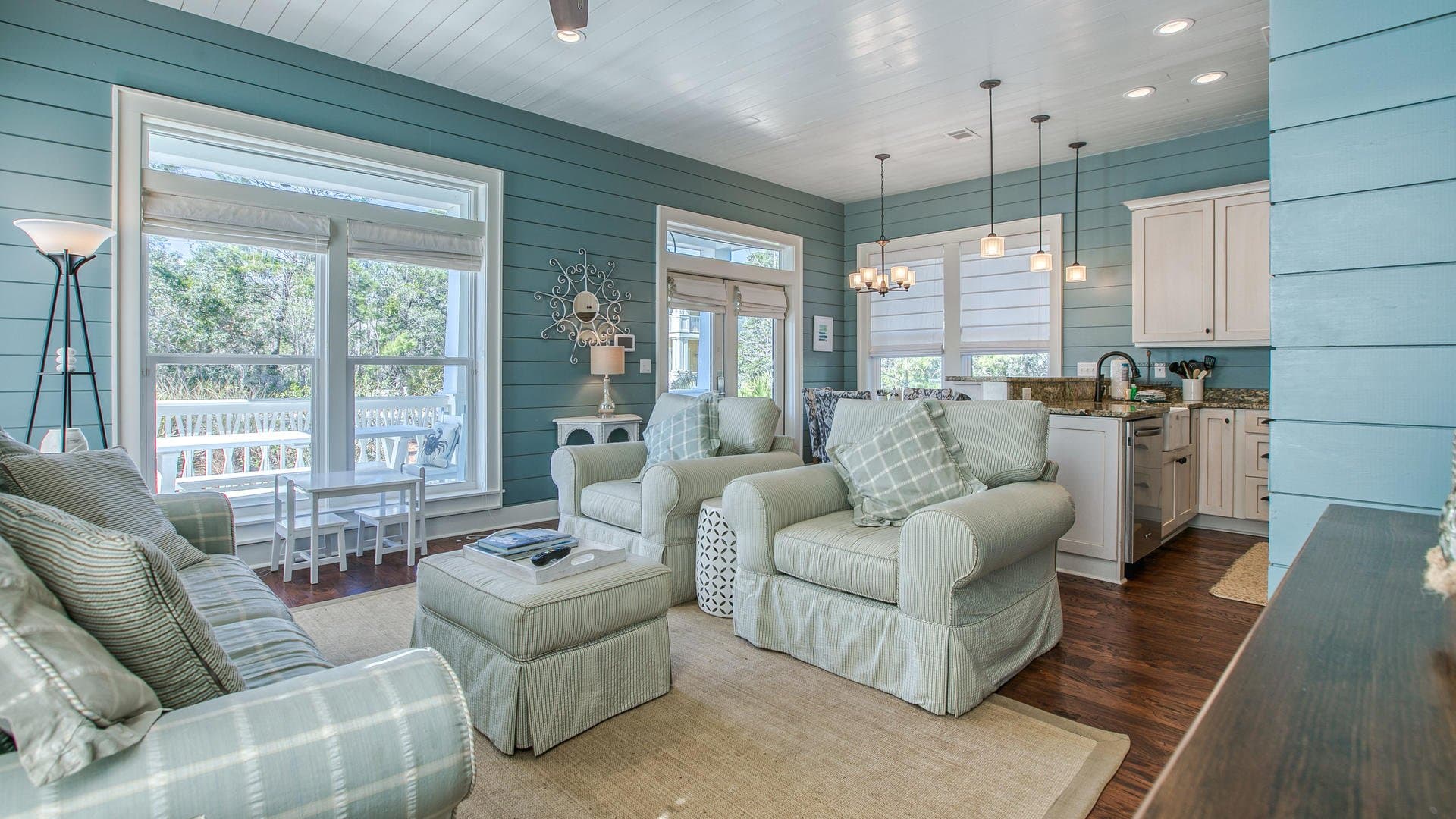 Shades of Blue House - Image 5