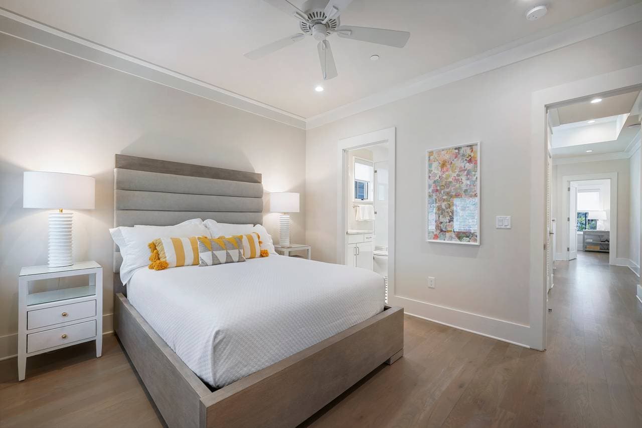 On the Lawn Villa - Image 35