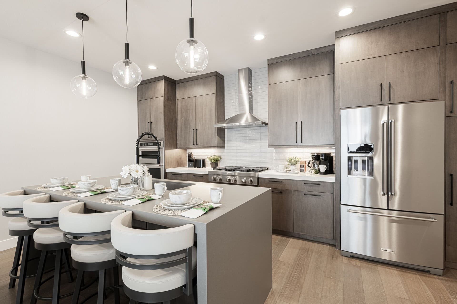 Hideout Epic View - Image 11