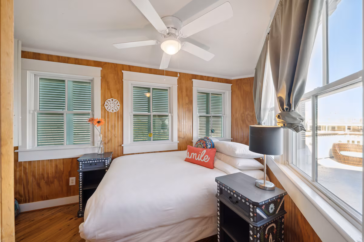 JC Long Villa - Image 39