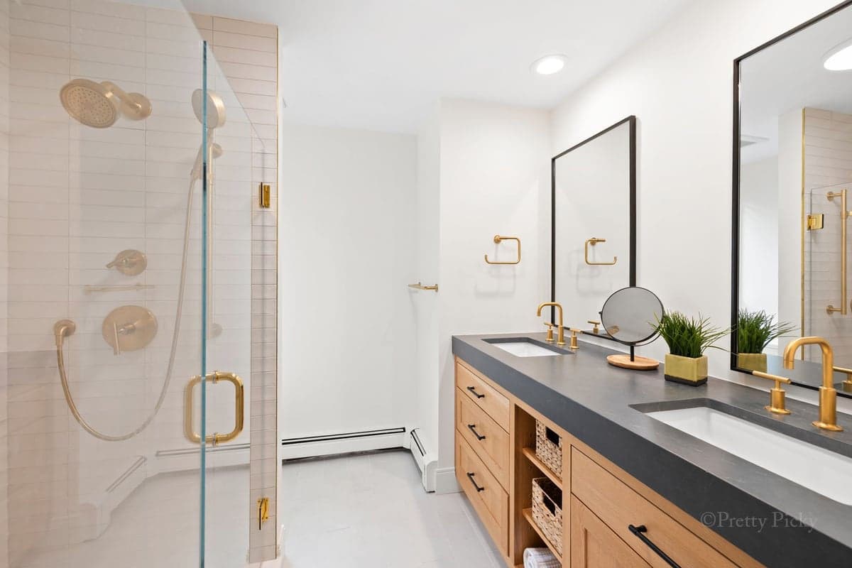 Harbor Vista - Image 19