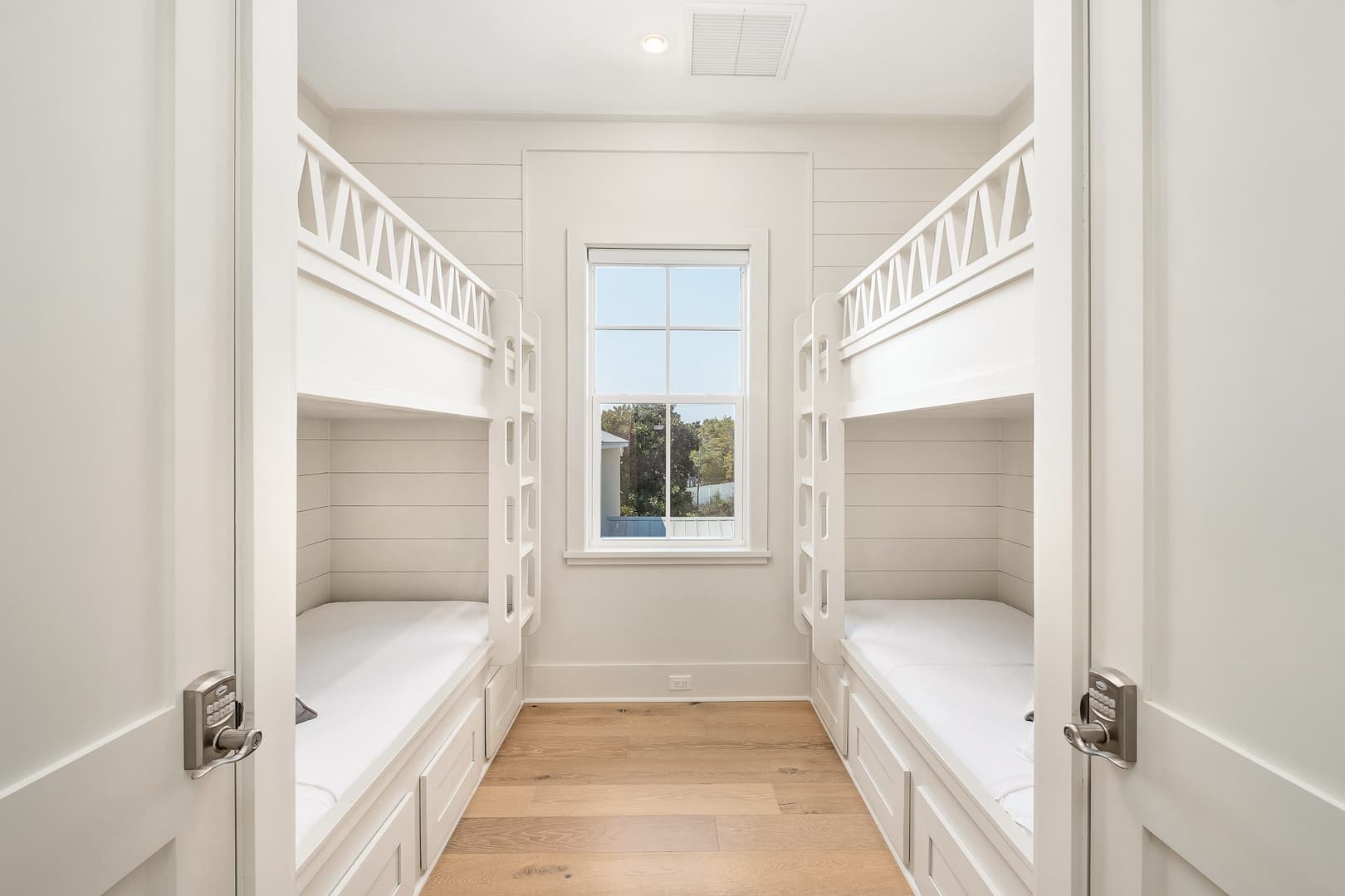 Double Trouble - Image 15