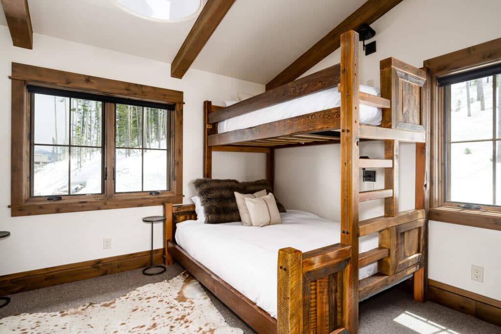 Spur Road Villa - Image 45