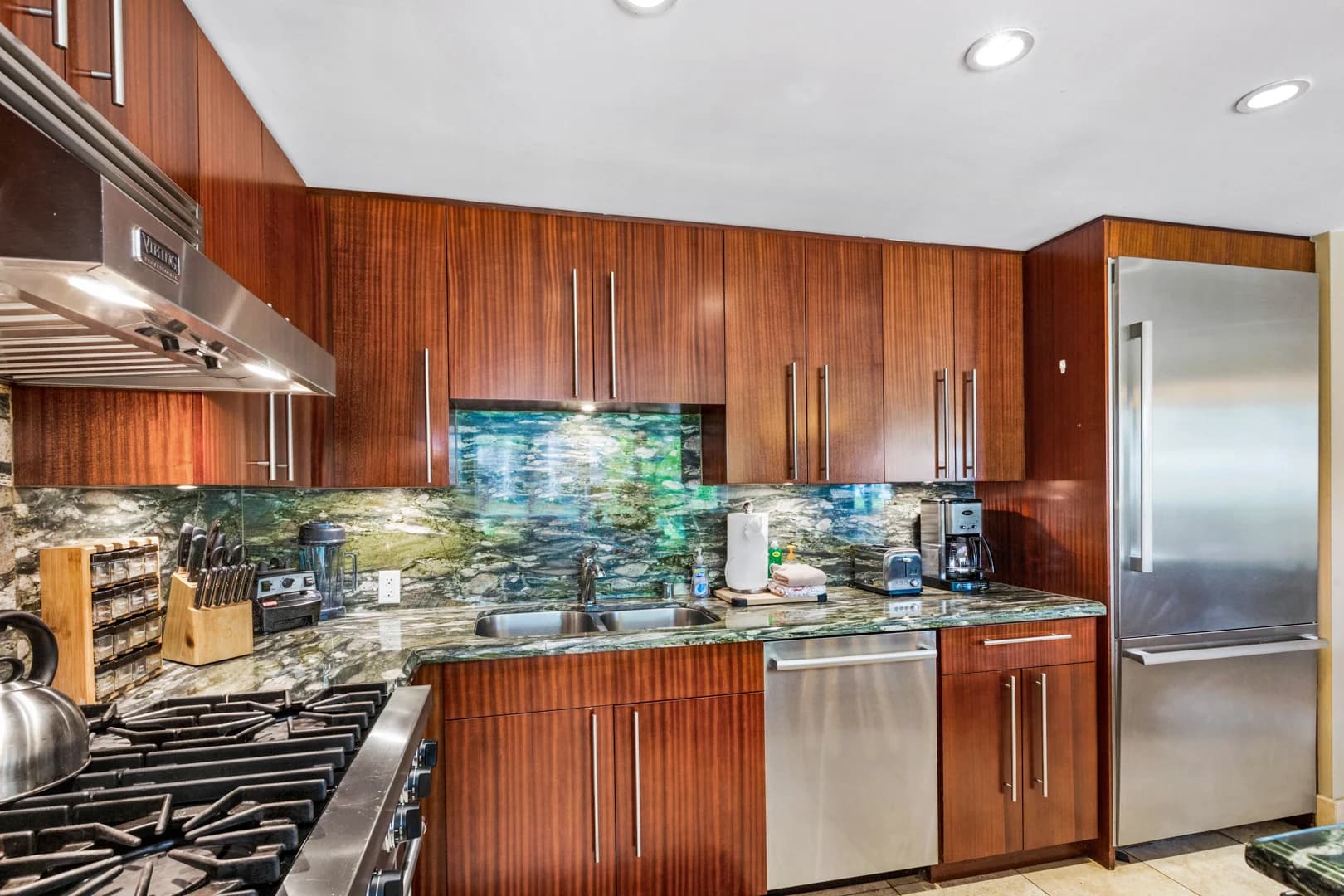 Blue Hokulani Residence - Image 8