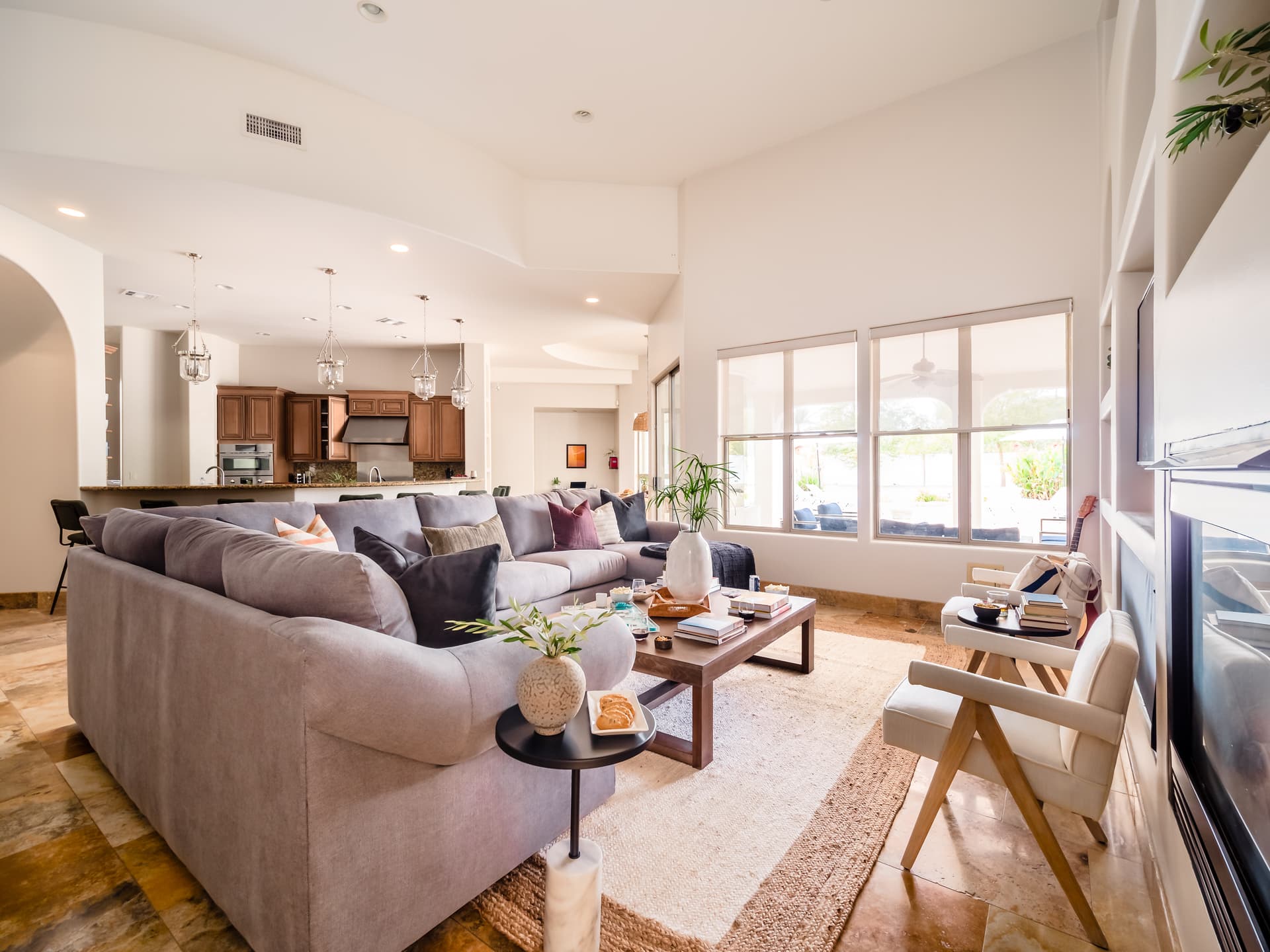 Farrier Manor - Image 4