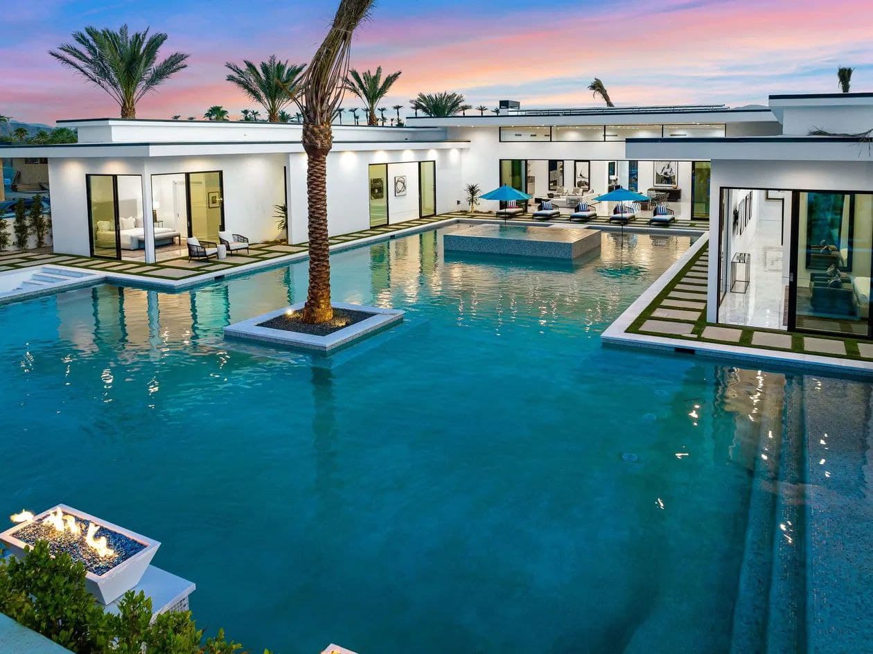 Bravo Villa #4 - Image 64