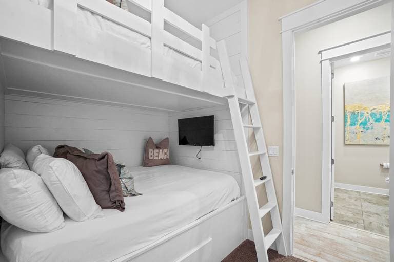 York Escape - Image 30