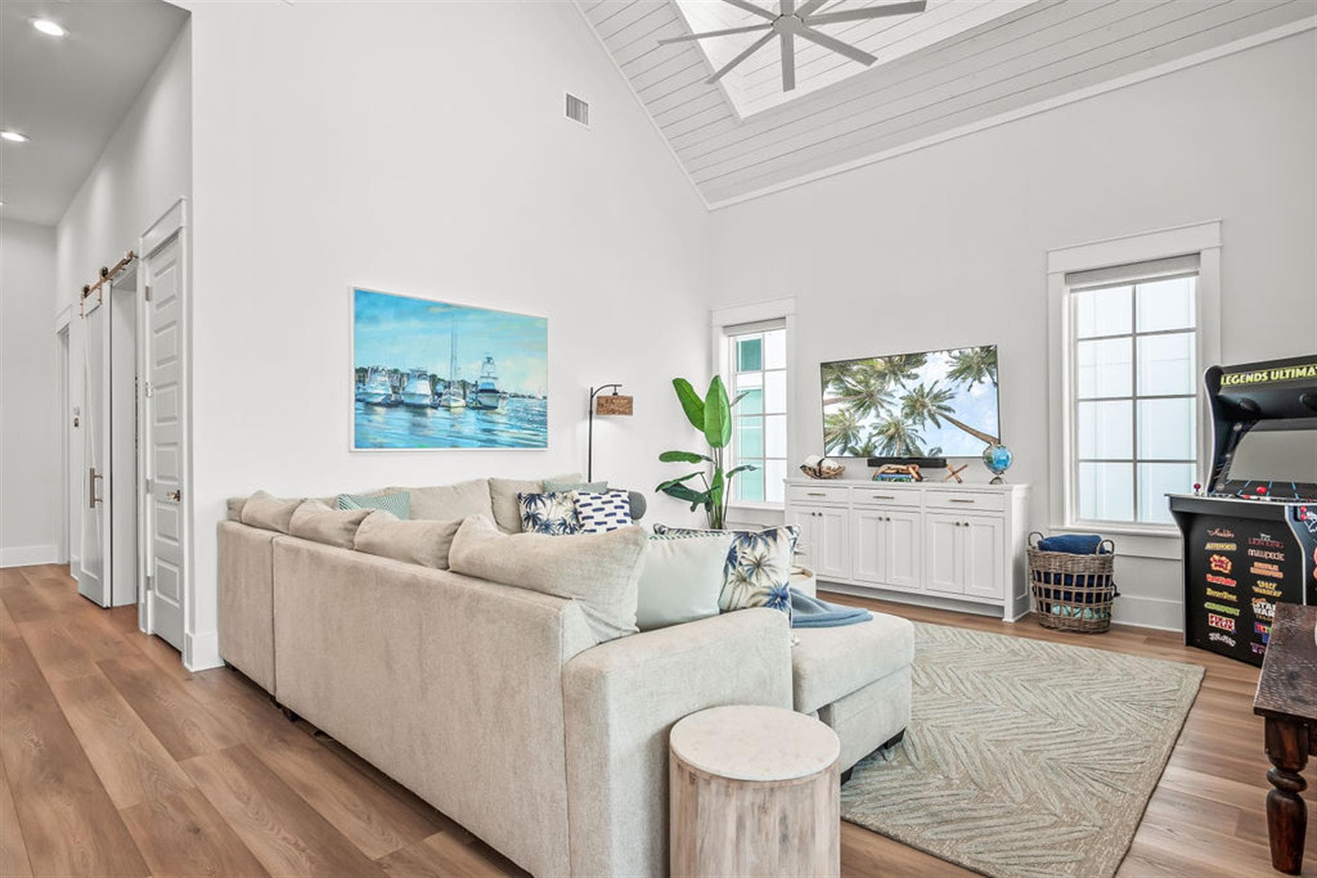 Hello Darlin' - Image 32