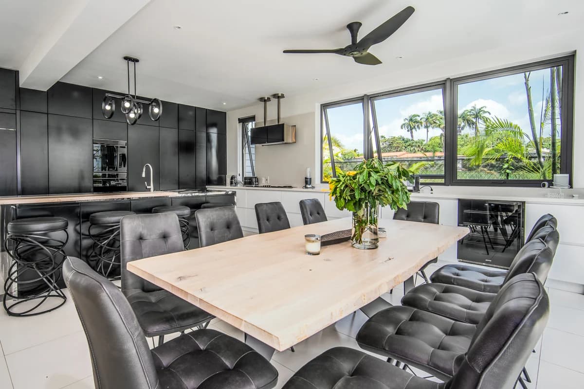 Onyx Villa - Image 3