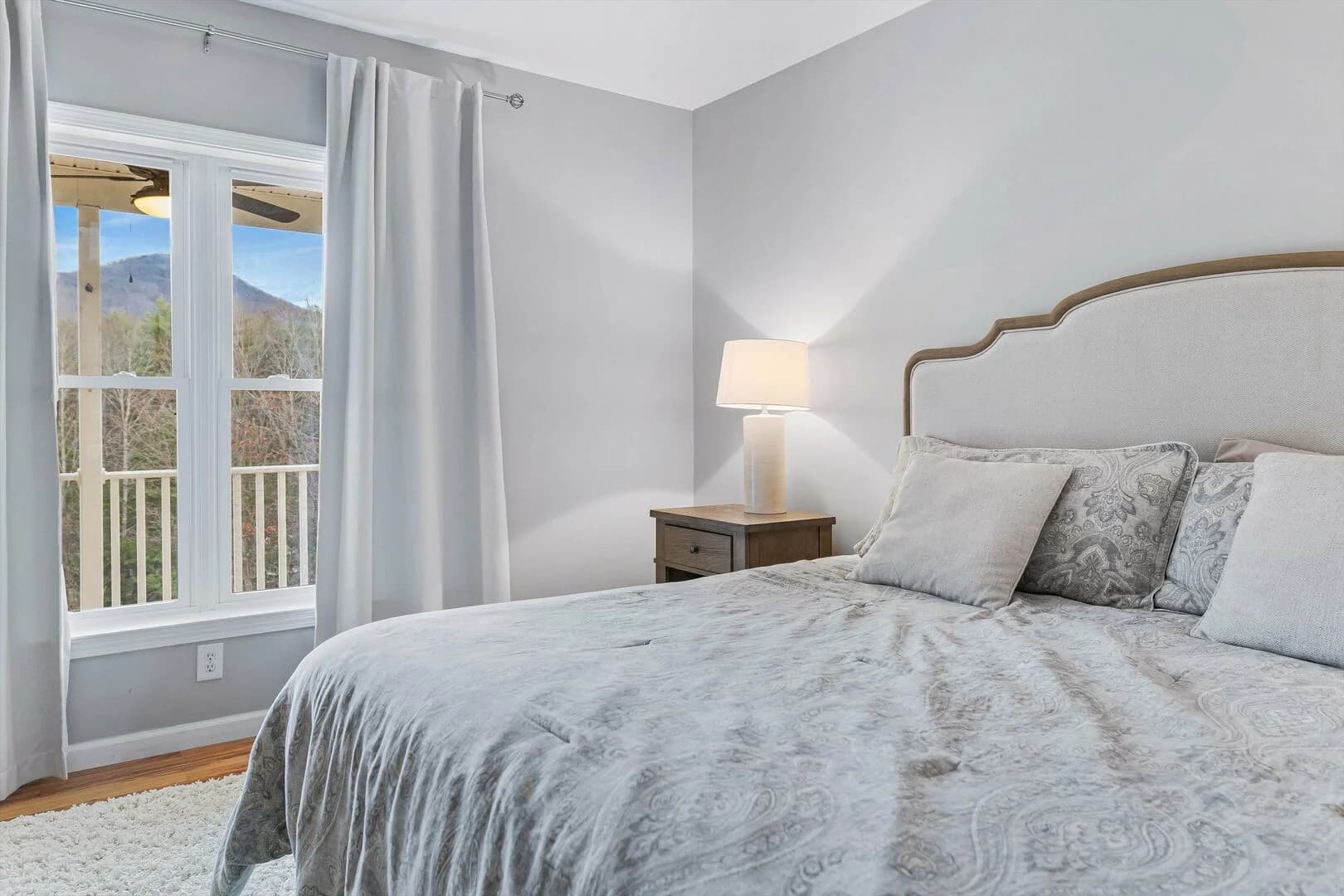 Creekside House - Image 19