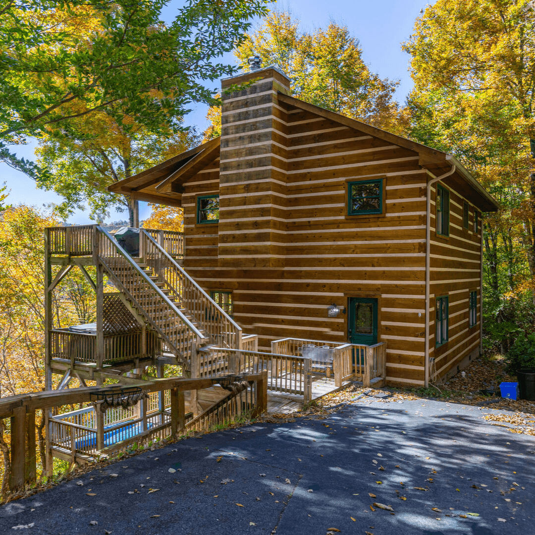 Log Inn at River Ridge - Image 1