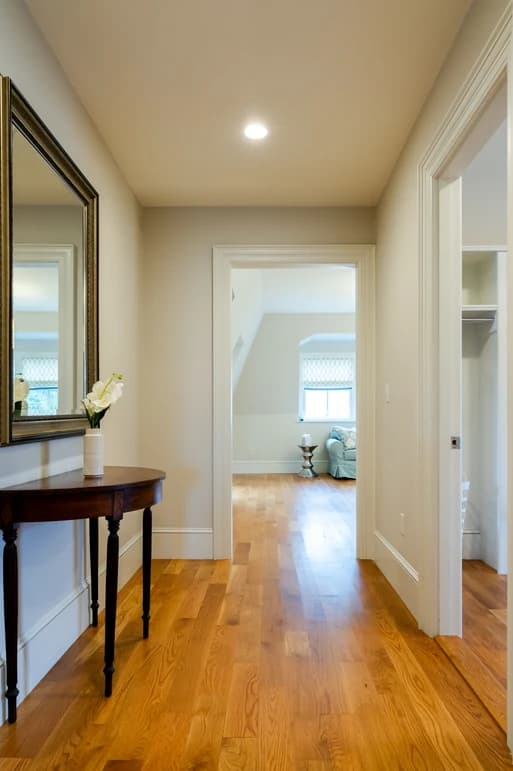 Downtown Victorian - Image 11