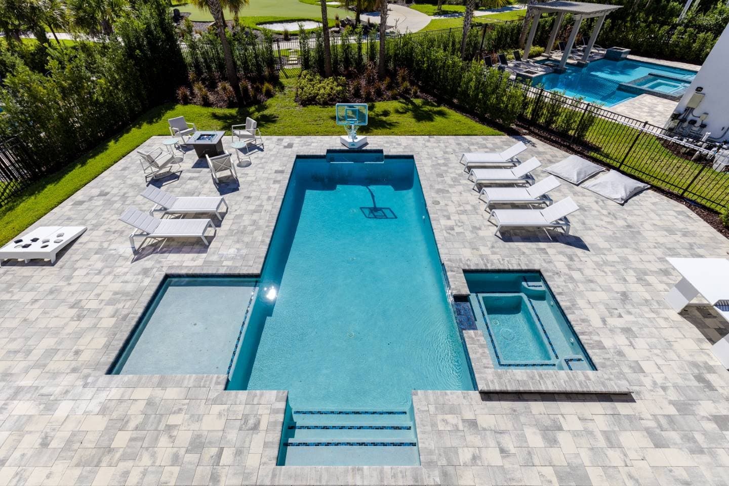 The Bright Bear's Den Oasis - Image 58