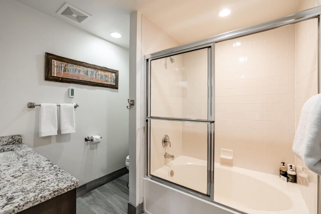 Saddle Ridge Hideout - Image 19