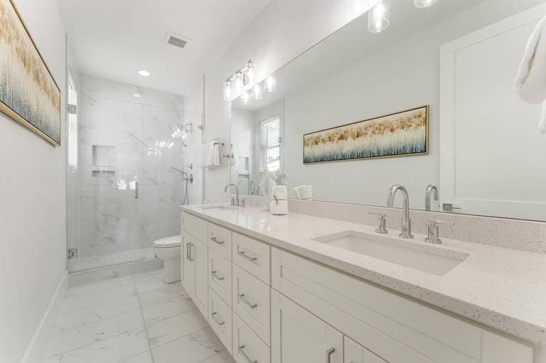 Wonderland at Treetop - Image 40