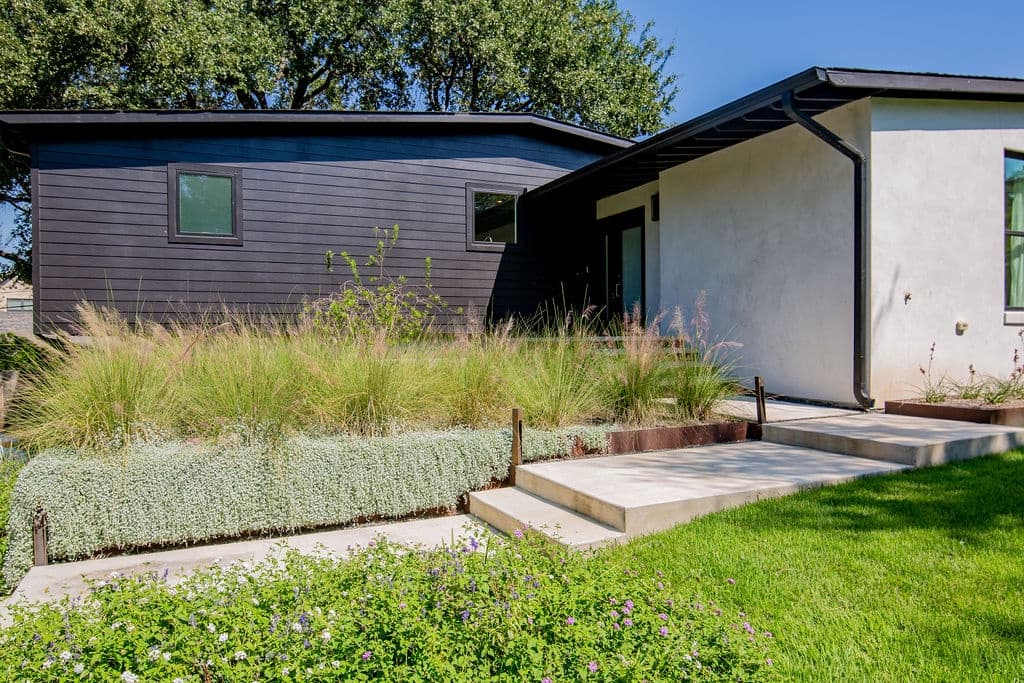 Westlake Hills Designer House - Image 41