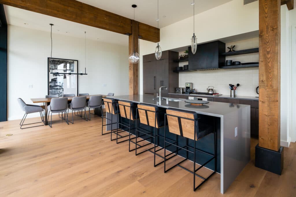 Lakelodge Home - Image 4