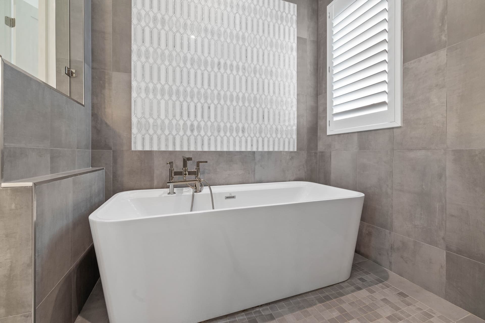 Eyes on Sunrise - Image 75