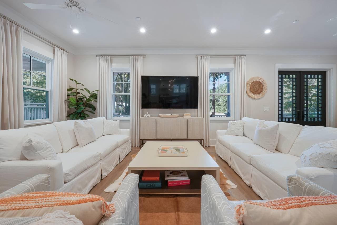 On the Lawn Villa - Image 4