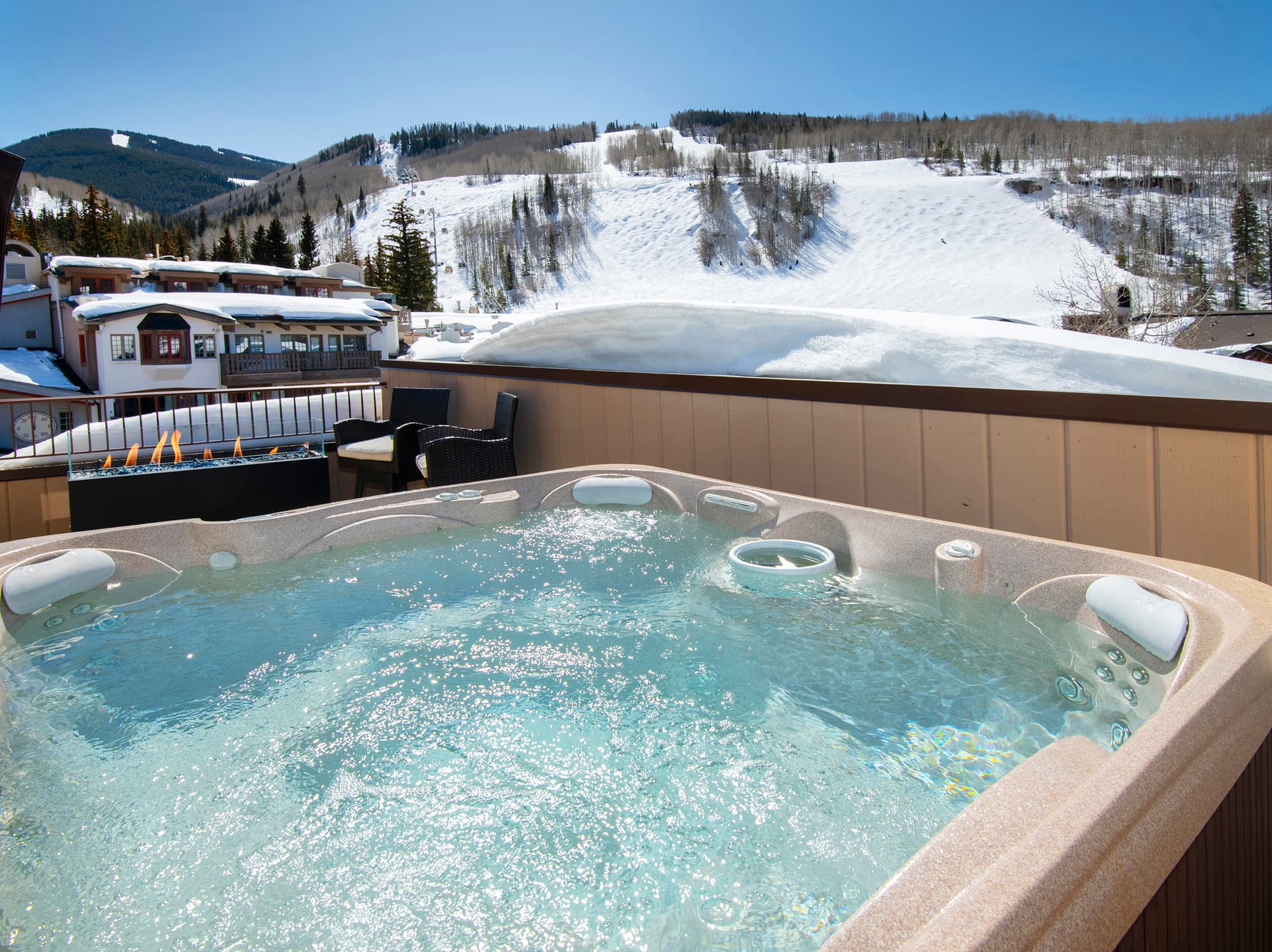 Red Lion Penthouse - Image 35