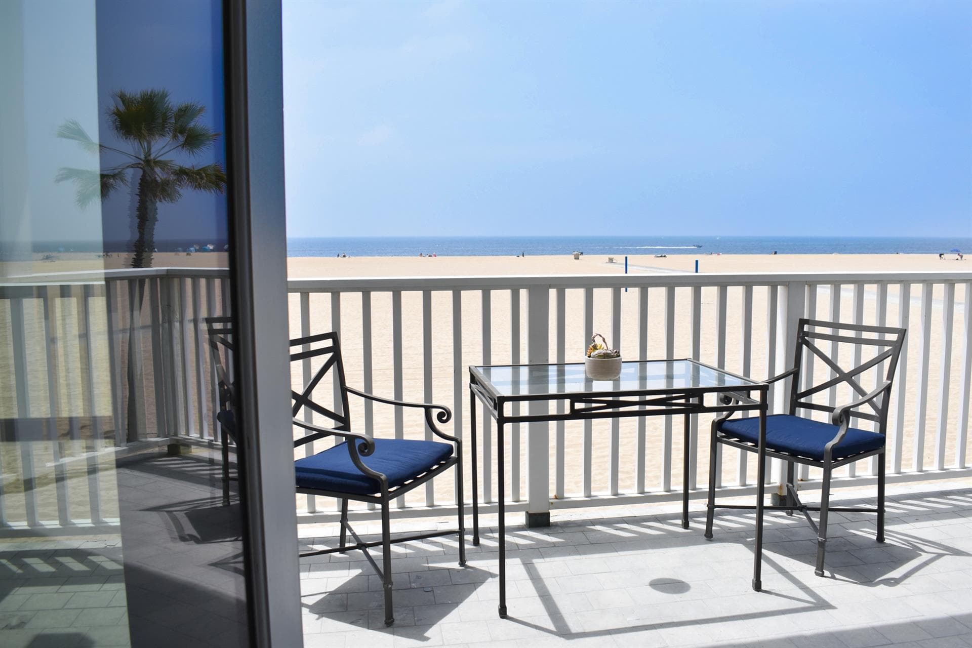 Oceanside Life - Image 3