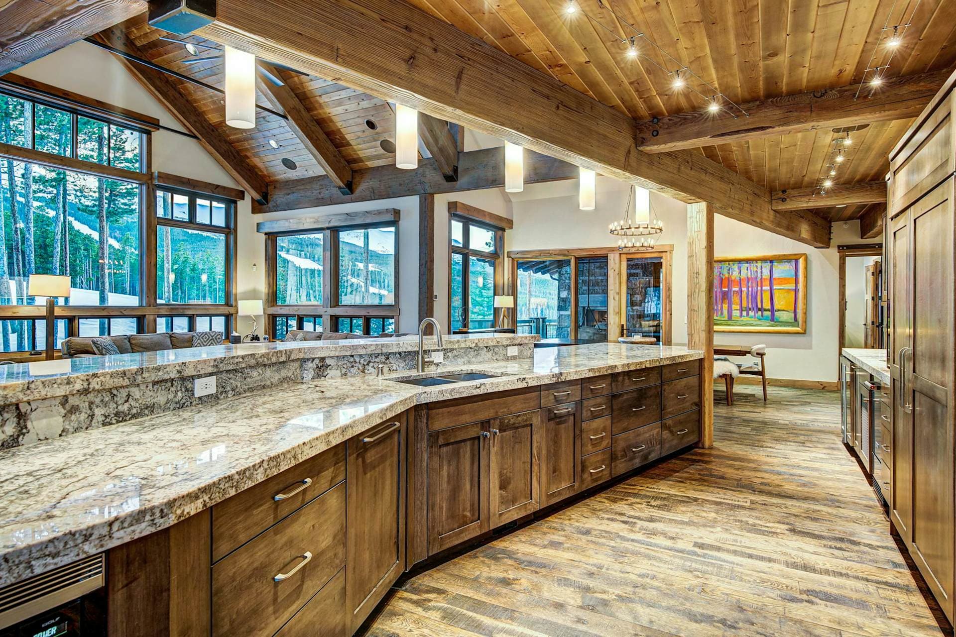 Skiers Palace - Image 8