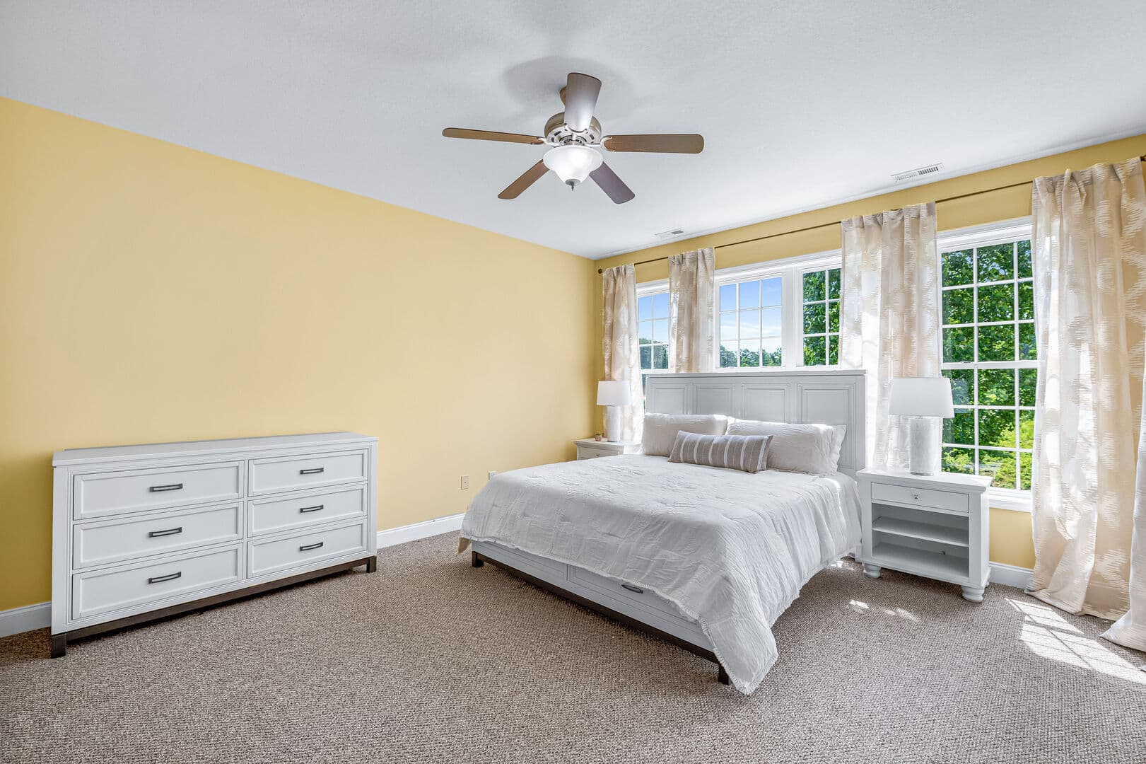 Nader Manor - Image 22