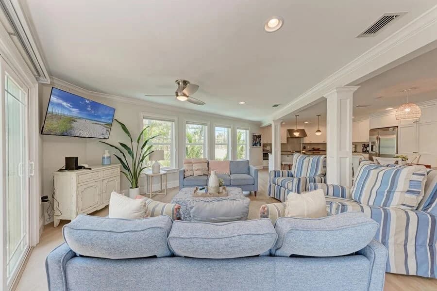 Chasing Sunsets - Image 5