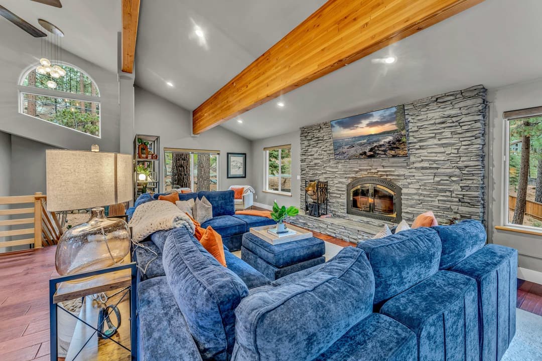 Upscale Incline Village Home - Image 5