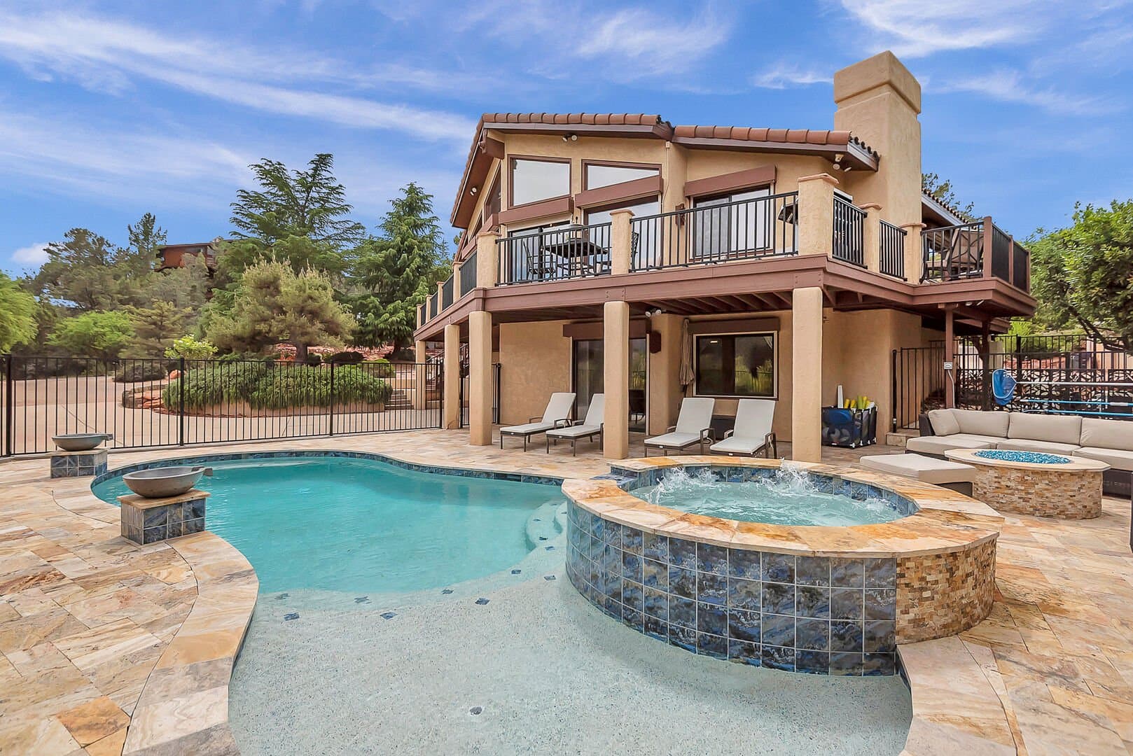 Red Rock Radiance - Image 1